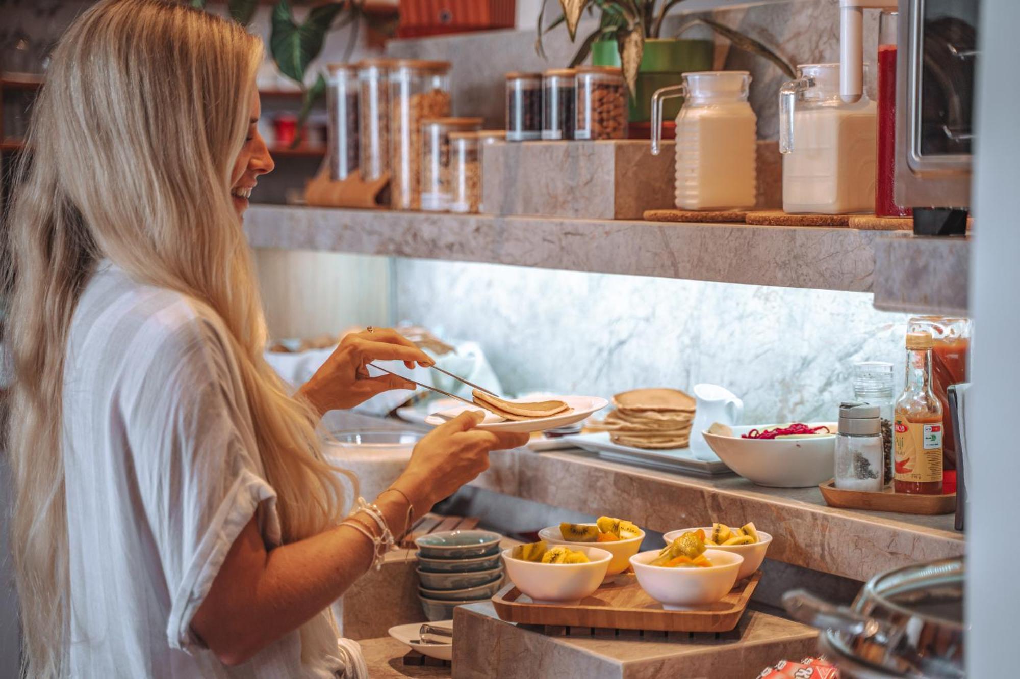 Hotel Cucuve 푸에르토아요라 외부 사진