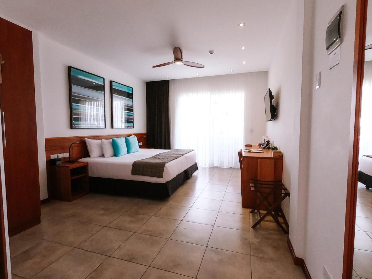 Hotel Cucuve 푸에르토아요라 외부 사진