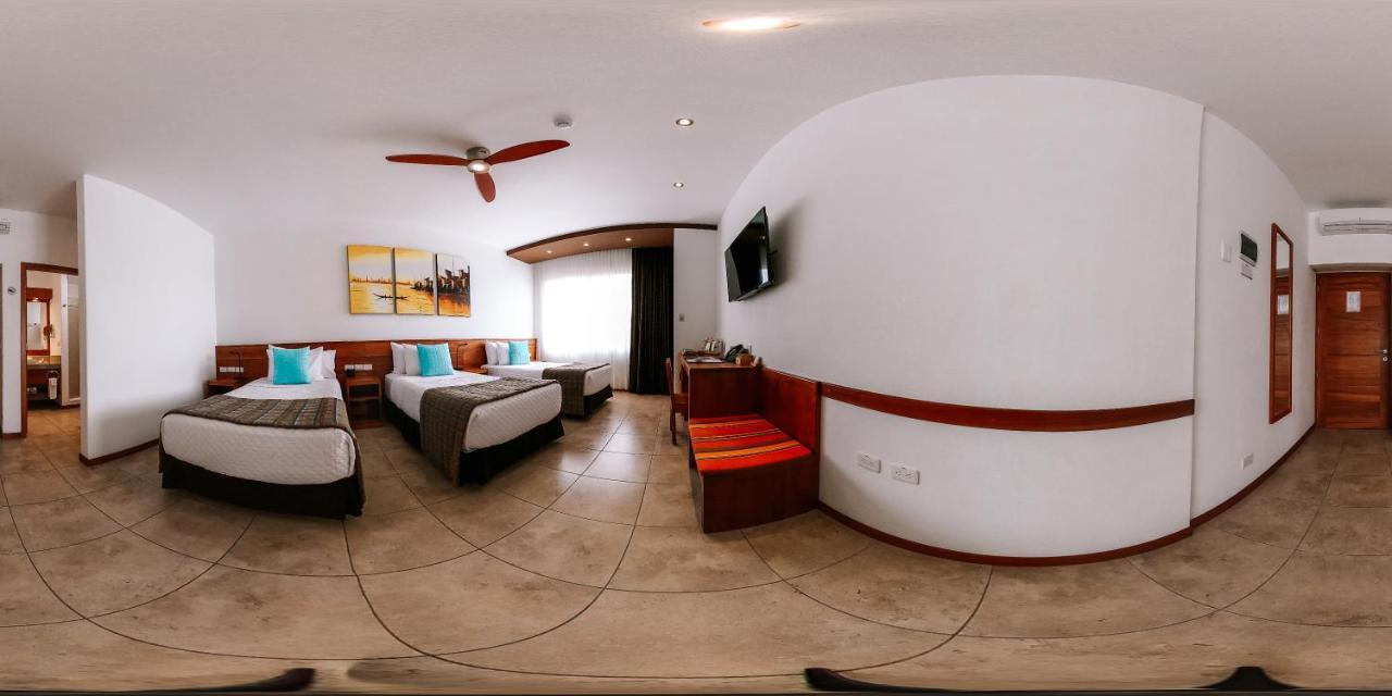 Hotel Cucuve 푸에르토아요라 외부 사진